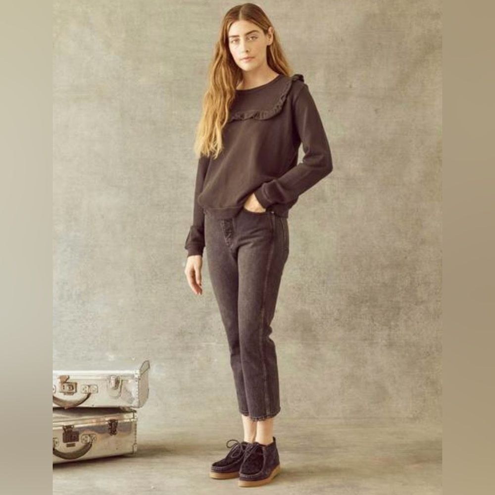 The Great Women's Size Small Almost Black Shrunken Bib Ruffle Collar Sweatshirt
